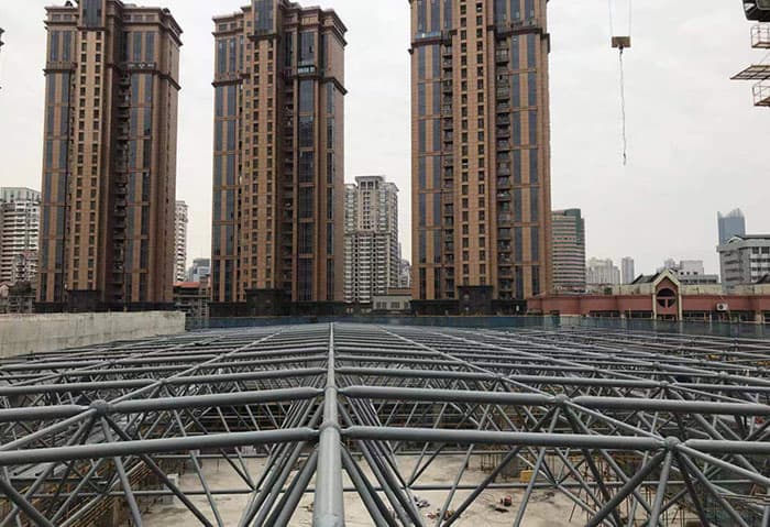 伊犁螺栓球网架结构