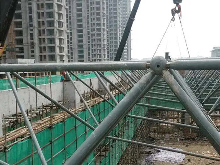 伊犁国际会展中心网架